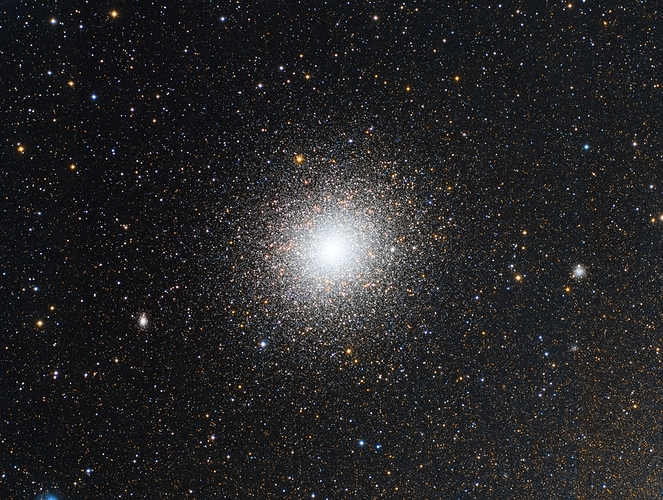 ngc104v1